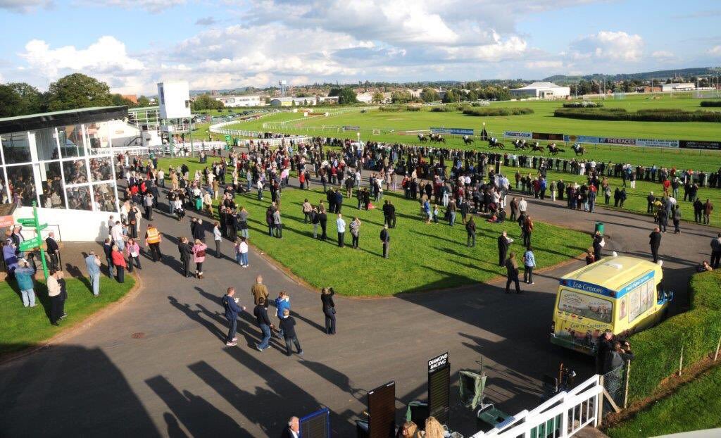 YourHereford1's tweet photo. NEWS: Major boost for #Herefordshire with the announcement that horse racing will return to #Hereford. https://t.co/E3xu6Ba2sm