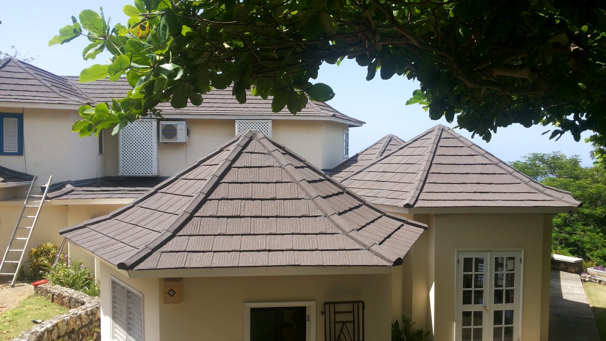 QualityDealers's tweet photo. Stone Coated Roofing. #QDRoofing https://t.co/0LtnKDG4Q6