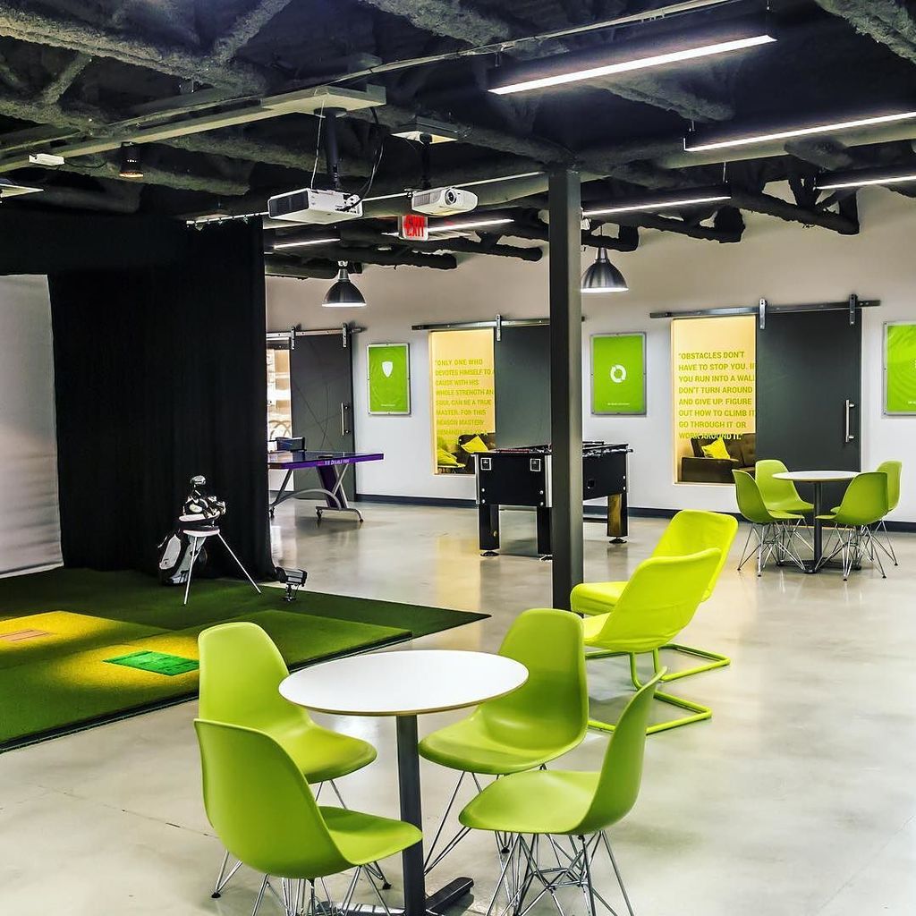JoinFluent's tweet photo. The Edmonton office. What do you like most in a recruiting space? #joinfluent #summersales https://t.co/bKwtHYXZbx