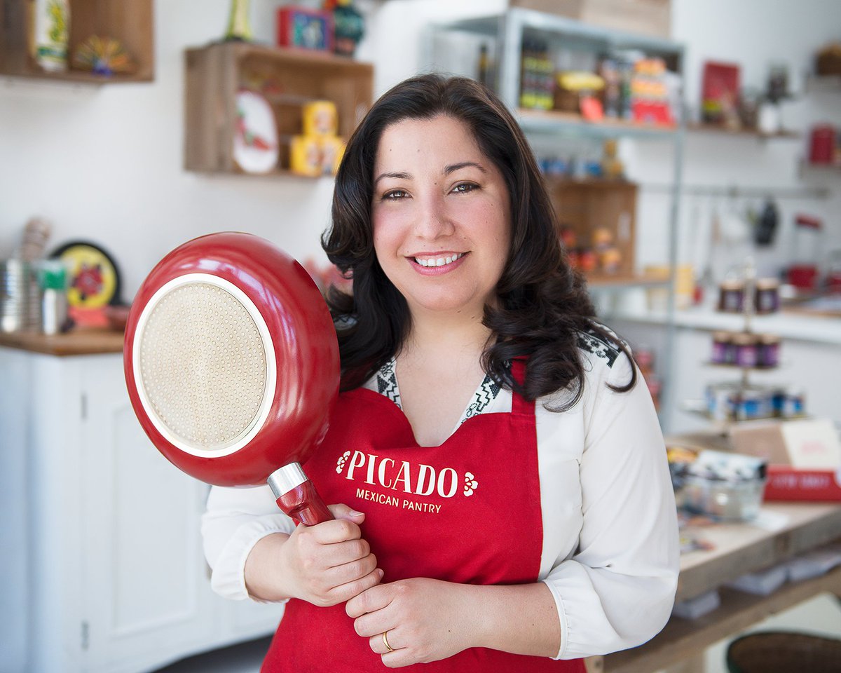 ExpatsinIreland's tweet photo. Learn how to cook great Mexican food with the @MexicancookEire https://t.co/gDeGvZcMJQ #ExpatsinIreland https://t.co/s1M0nVU1Oi