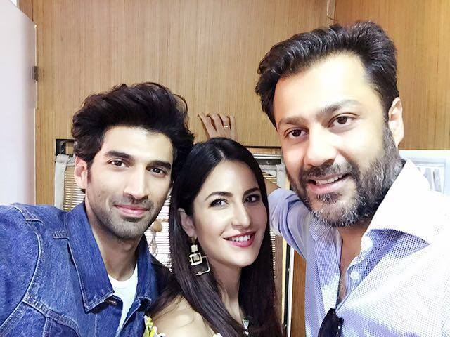 armaanmalikf's tweet photo. @utvfilms The #Fitoor Team selfie from today's promotions.

@KatrinaKaifFB  @Abhishekapoor @GuyInTheSkyPics https://t.co/GnJneVaWRQ