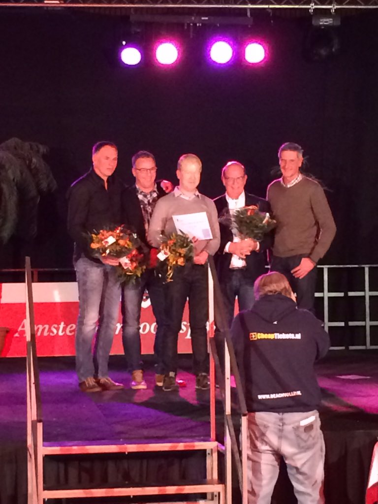 Trots op onze vrijwilliger Ton Kleijberg. Geweldige nominatie top 5 vrijwilliger 2015 sportbedrijf Amstelveen