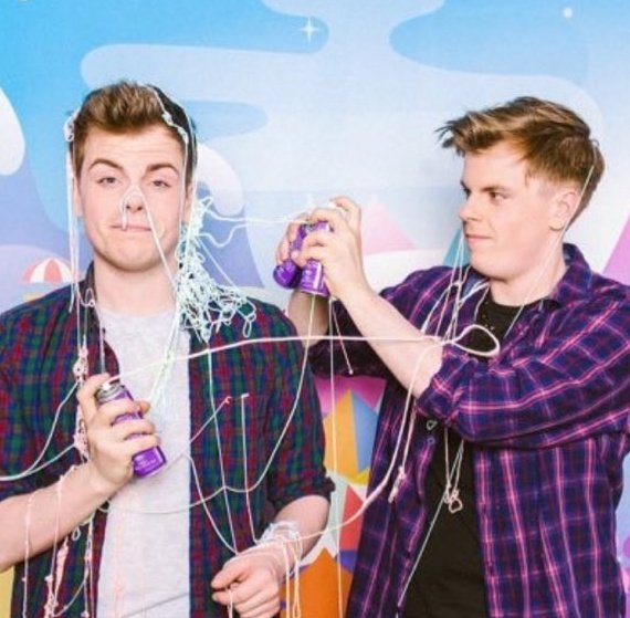 TrashOrNotYT's tweet image. NikiNSammy

RT = Keep
Like  = Throw in the trash