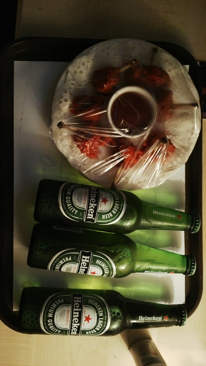 vigneshreddager's tweet photo. Day off starts with #Heineken @imperiallounge https://t.co/ngLB4LLC5d