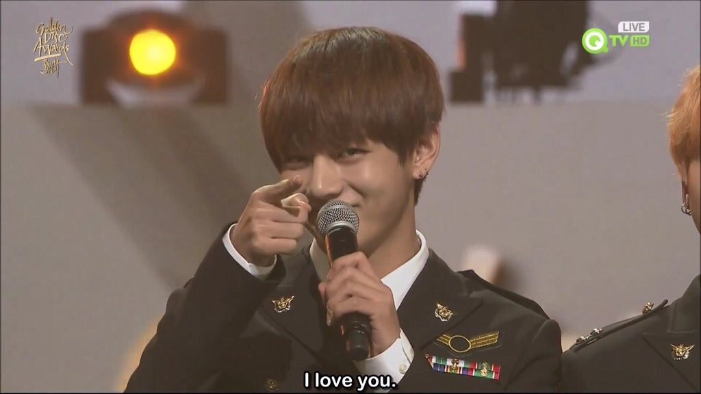 YeulSeeress's tweet photo. 160121 Kim Taehyung @ 30th Golden Disc Awards #V #뷔 #태형 #방탄소년단 #30thGoldenDisc ❤️❤️ WE LOVE YOU TOO!! ❤️ https://t.co/3feQ4zPKzg