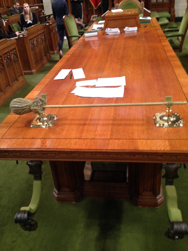 ASAP_MP16's tweet image. Nimbus 2000 still in use and present in the house