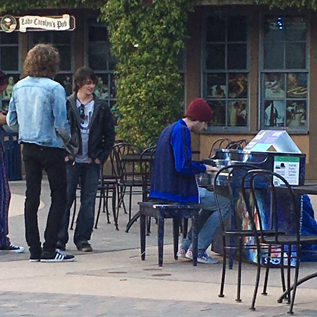 spryflys's tweet photo. @WhereSanDiego @BalboaPark @BPOC_SD I enjoyed listening to various #piano players just this weekend! #playme https://t.co/OiFkbM66Cp