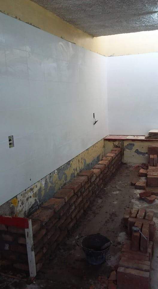 Exclusivo:

Presentamos a los refuerzos de Murialdo para el 2016: una tabla y un par de ladrillos.