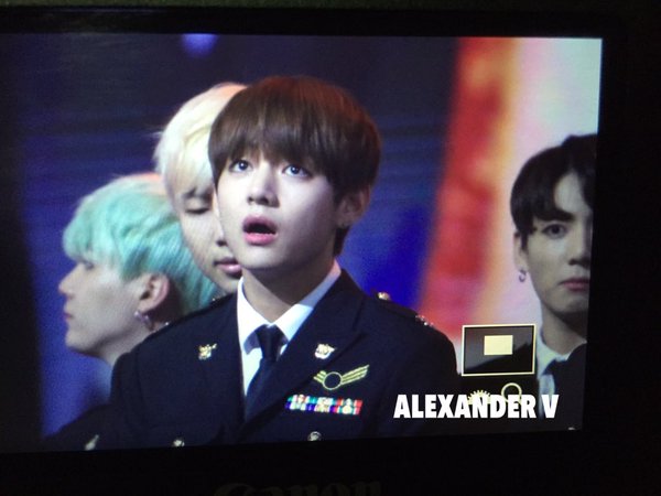 lovewith_v's tweet photo. [PREVIEW] 160121 Taehyung @ 30th Golden Disc Awards #V #뷔 #태형 #방탄소년단 #30thGoldenDisc 
© ALEXANDERV1230 https://t.co/NQKNJpNYwW