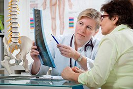 Physns1stWatch's tweet photo. Our #2 story this week: New guidelines on long-term bisphosphonate use: https://t.co/Ins0pAf2CA #osteoporosis https://t.co/klVlQB3jEf