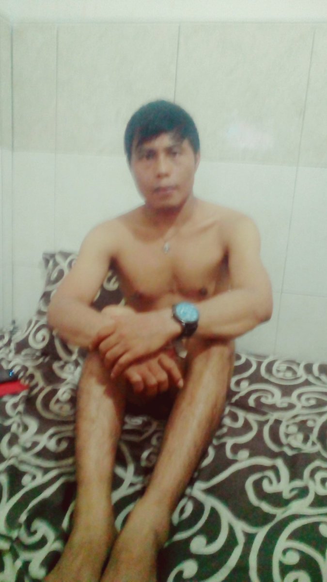 BaraSaputra19's tweet photo. Yg mau booking Monggo dkost/dipanggil area Surabaya:5A280B63/081330343525 https://t.co/nmNhOvoiSM