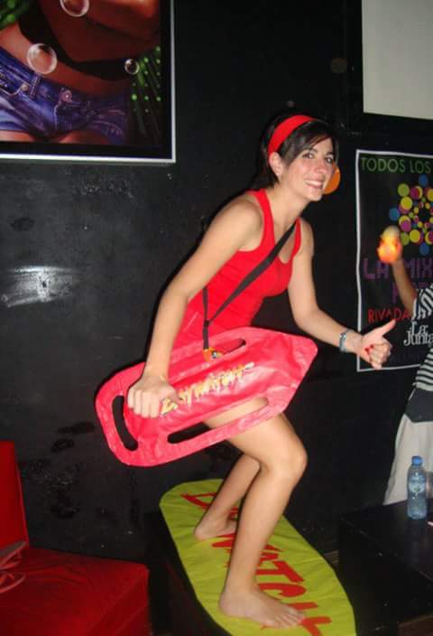 RadioOne1037's tweet photo. Twitteanos foto haciendo Air Surf donde quieras con el HT #MaxiSurfOne y llevate la tabla ploteada con @maxitrusso https://t.co/vjVqVeVJC3