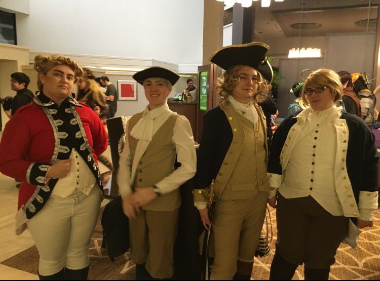 Lorinda_L_Allen's tweet photo. @TurnAMC
This group did an amazing job with their Turn #cosplay #costumes ππ» @NewconPDX #TurnAMC πΊπΈπ¬π§#newcon2016 https://t.co/VDy5fWSVYp