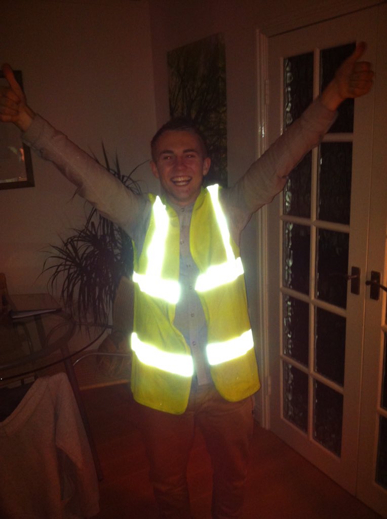 SamLiversidge's tweet image. @TaylorDee93 @MitchHusbands you been out much lately uncle pester? #Graftin