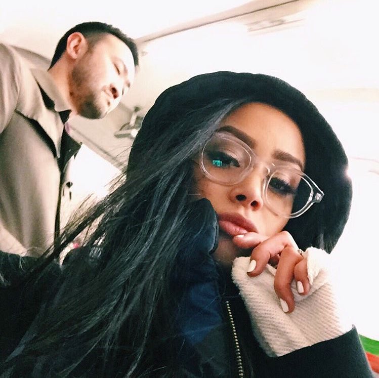 playdcte's tweet image. hi im milani and im restarting. do me a favor and rt for me please?