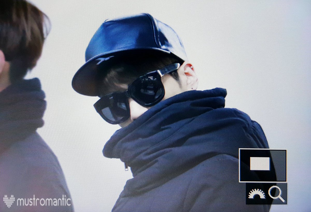 160122 Jonghyun @ Aeropuerto Gimpo {Rumbo a Japón} CZSANR6U8AAVc8w