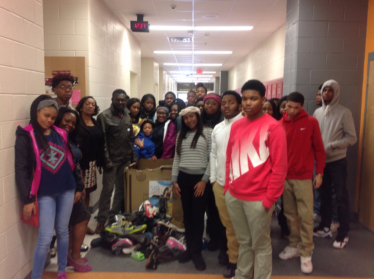 FCCLAMLKINGS's tweet photo. #MLKCTAE supports #Soles4Souls #FCCLAMLK #INITIATIVE #FCCLA #DECAMLK #DECA #FBLAMLK #FBLA #MLKHIGH #MLKHIGHSCHOOL https://t.co/ICkwToJ6Ho