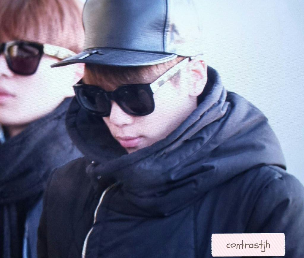 160122 Jonghyun @ Aeropuerto Gimpo {Rumbo a Japón} CZSDCrBUkAAto-j