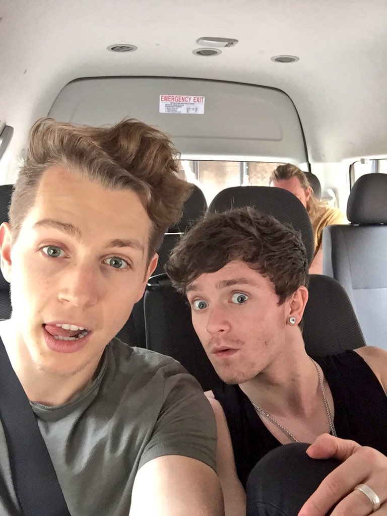 Who's coming tomorrow? Still a few tickets left here: bit.ly/1XewxiC

Quick Q&A #VampsDownUnder