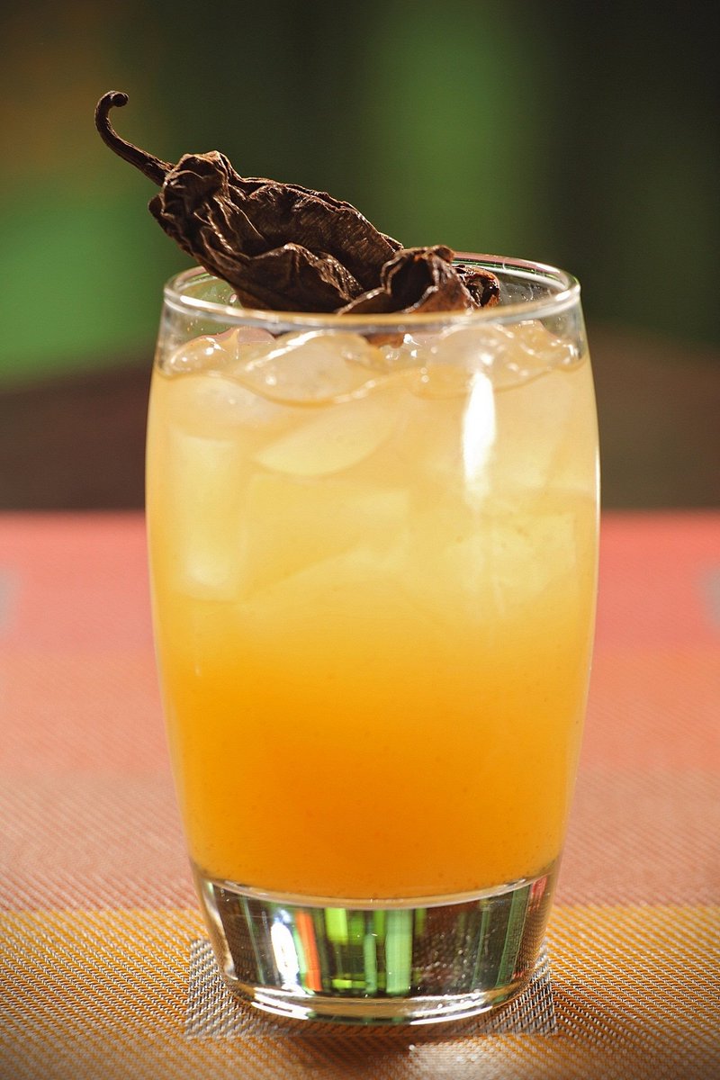tacosandtequila's tweet photo. What pairs perfectly with #ThirstyThursday? A #pineapple #chipotle #margarita! It’s a match made in heaven. https://t.co/5jnLfB9Id3