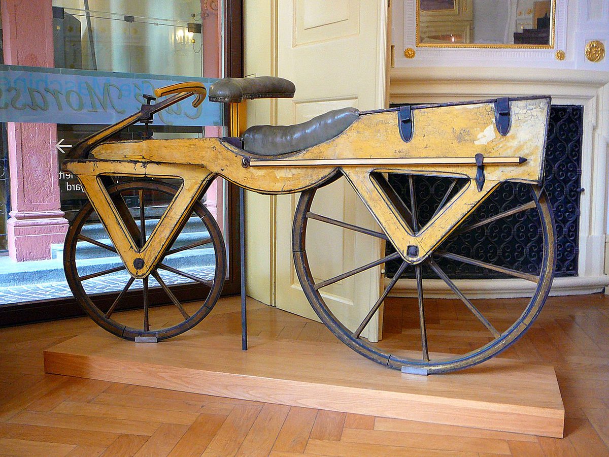 Zippizap_uk's tweet image. This was the first balance bike ever made in 1820.