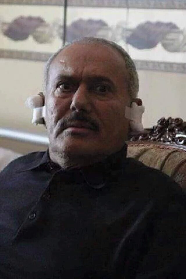 #صنعاء 
#قوات_التحالف
المخلوع والمحروق والمجلود من قواتنا في الجو 

مغطي ع اذنه من القصف 

ههههههههههههههههههههههه😂😂