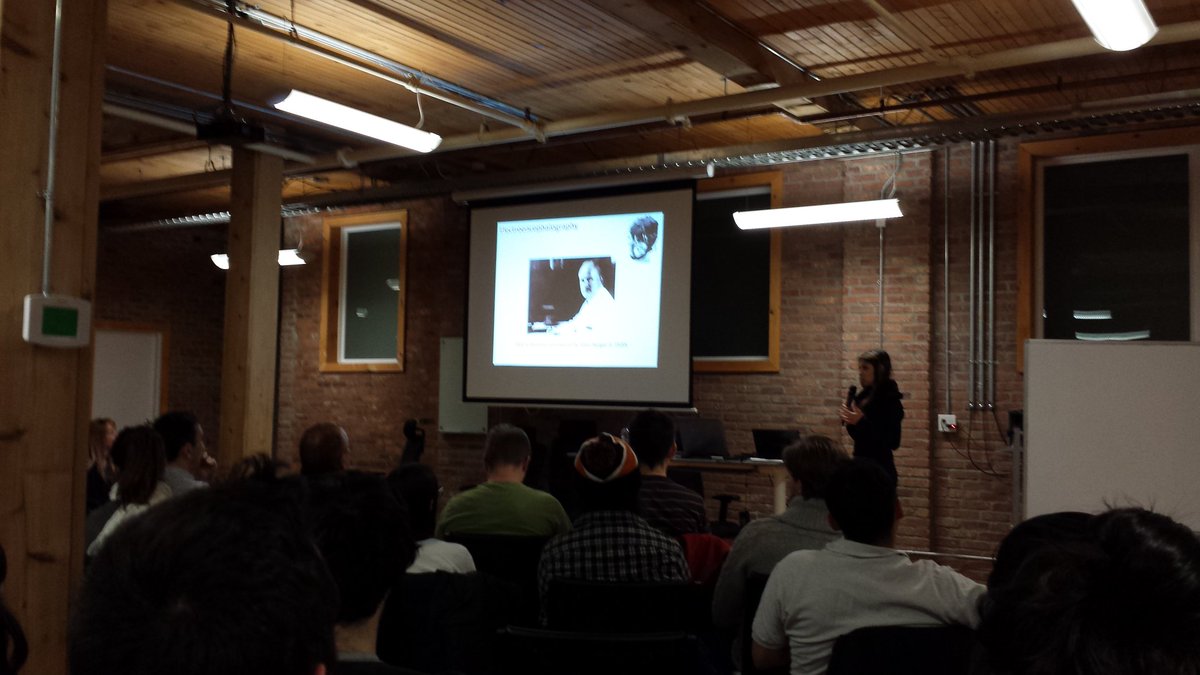 NeuroTechTO's tweet photo. Dr. Farhan, @CAMHnews, discussing the intracacies of EEG Signal Processing at #NEUROTECHTO's second EEG series talk https://t.co/60YJxpBldi