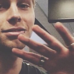 Hey, I'm Ethan. I'm new, but not really. Mind RTing for me? You definitely won't regret it. 😘