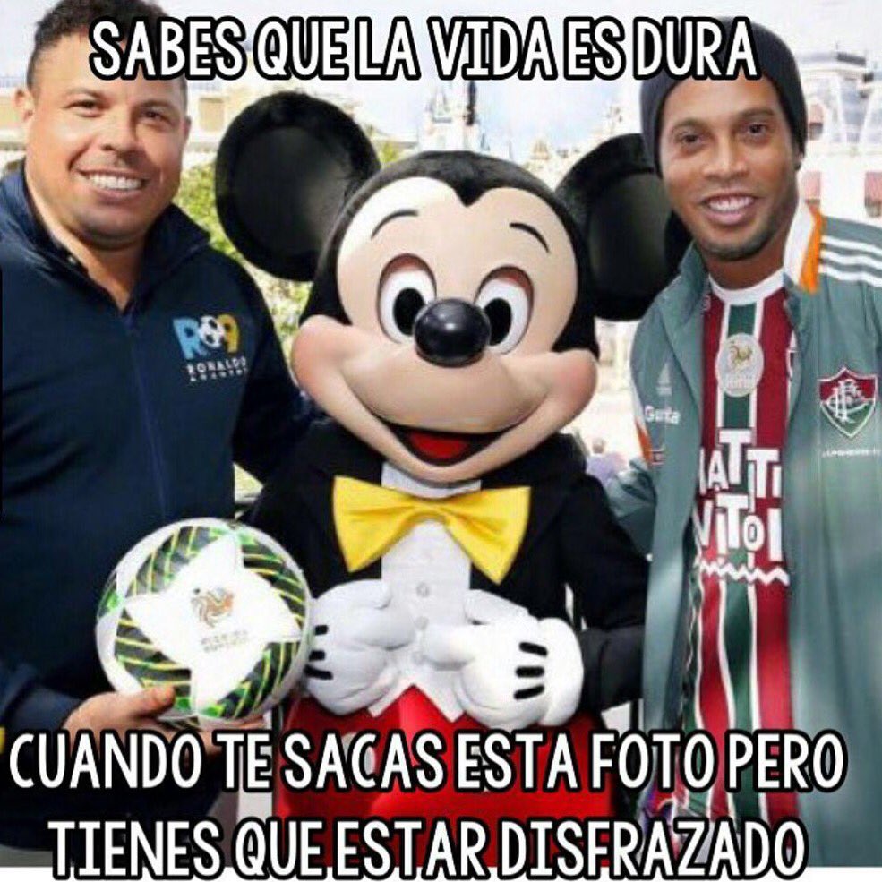 BiografiaFutbol's tweet photo. La vida es dura... https://t.co/1b7XG15rAn