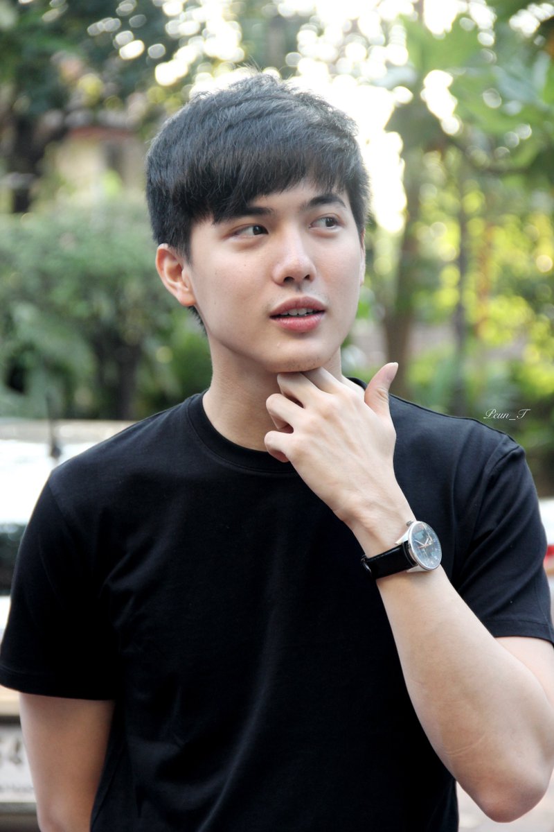 peun_t's tweet photo. โก้ว่าวันนี้อากาศมันร้อนมากเลยยยยยยย /พี่โก้ไม่ได้กล่าว 555  @ko_vasin @kovasin_addict #kovasin #chulacuteboy https://t.co/crDiVpujYd