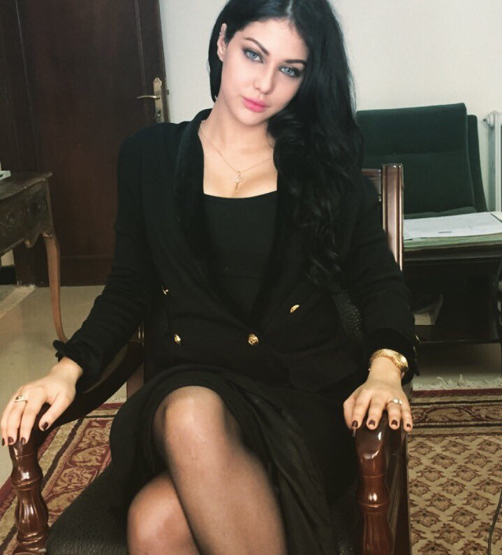 IbtissamTiskat's tweet photo. Good night ❤️.      
#BAMA2016PlatinumEdition_IbtissamTiskat https://t.co/DH6lHtA3kl