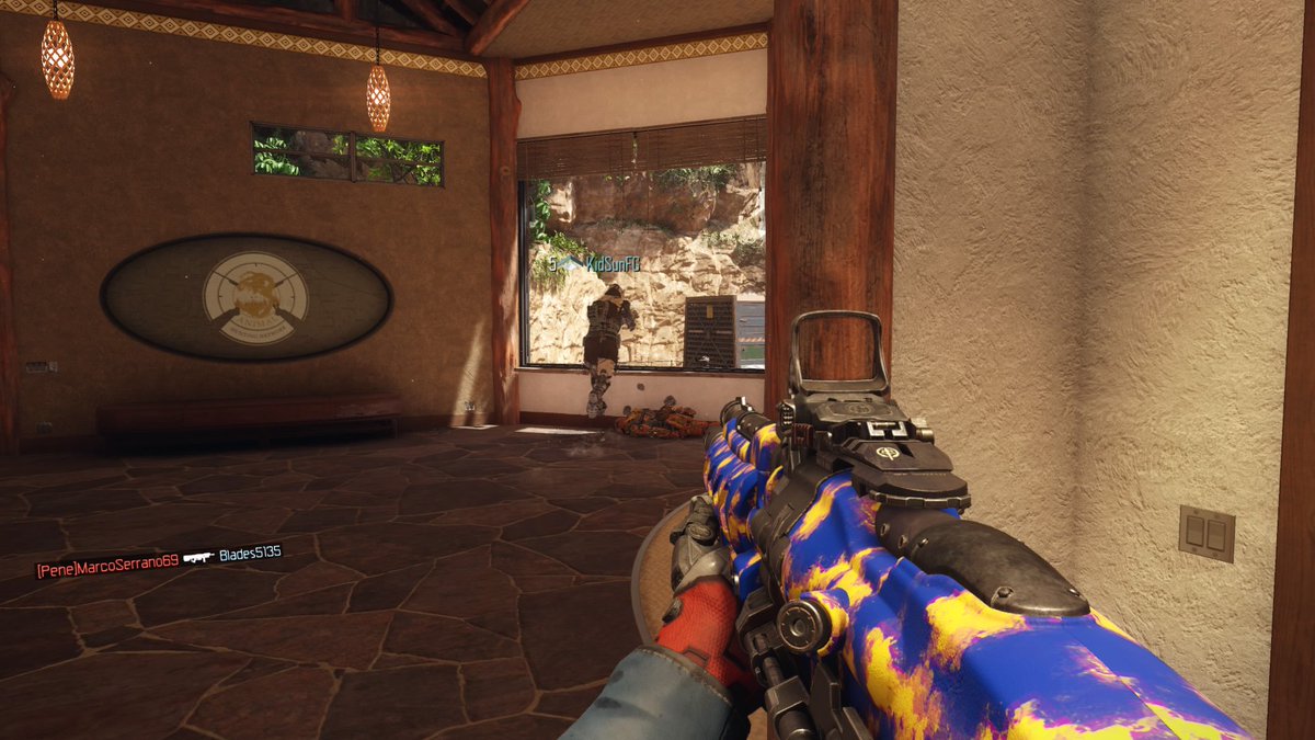 Hristohdez's tweet photo. @K1DSUN hoy tuve La suerte y el placer de encontrarme contigo en el call of duty Hahaha #PS4share https://t.co/DpuPksWZgE
