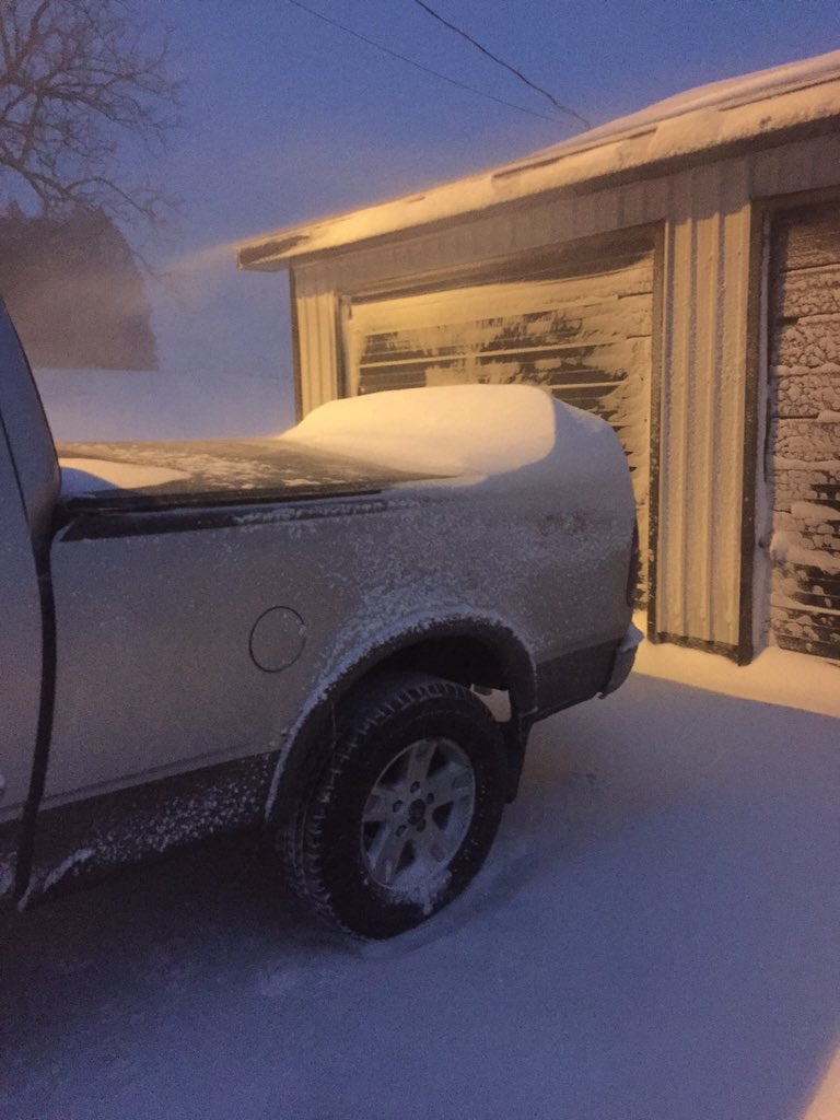 The snow decided to give me a spoiler 😂 #spoiler #snow #ford #lynnvalleykustoms #lvk #norfolk#mothernaturecustoms 😉