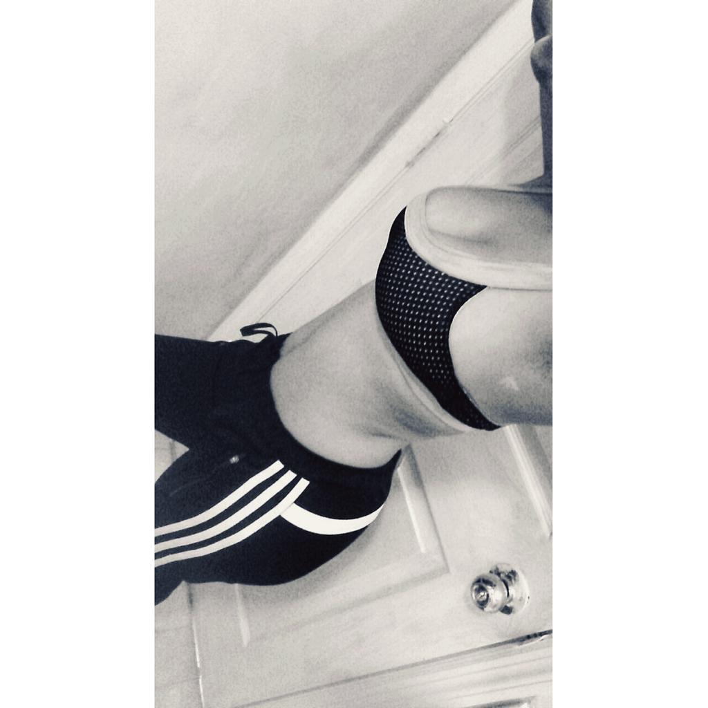 Rsvn_'s tweet photo. 😍👫👑💸💦 https://t.co/Ylr9Yp0LEZ