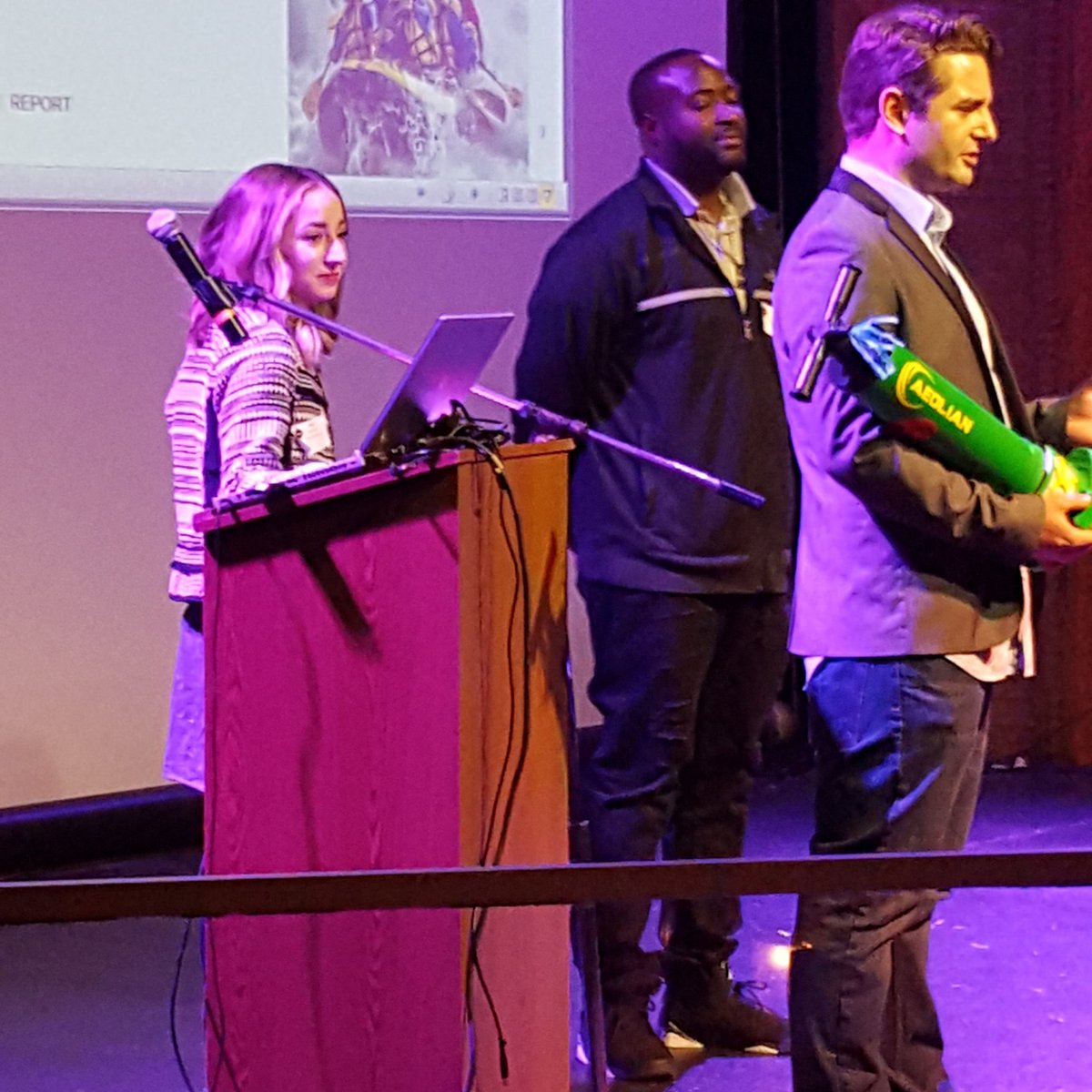 AeolianKites's tweet photo. We won Crowd Favorite!!! #eiabpt https://t.co/7WcHoNmGYW