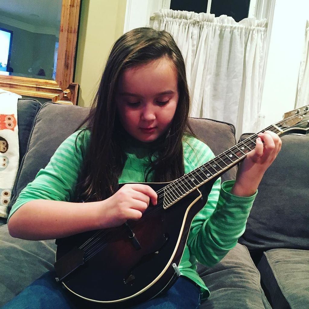 BobFieldspar's tweet image. SkilletLickerDesigns.com ~ Working on Saint Anne's Reel #mandolin #mandolinlessons #bluegrass by americanthread