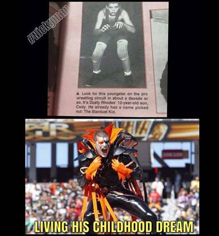 rollinsisagod's tweet photo. Living your boyhood dream @StardustWWE the only thing that matters is if your having fun at it 🙌 https://t.co/KO9HNeJr4q