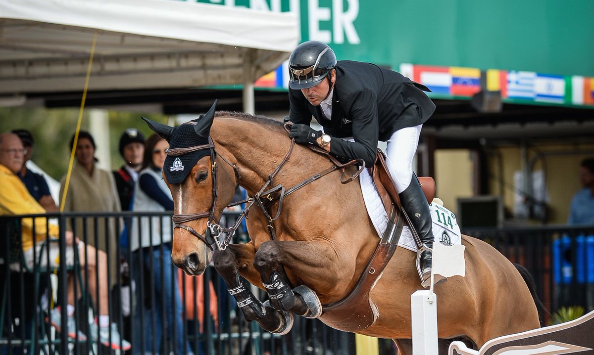 Eric Lamaze and Rosana Du Park Win on Familiar Ground at #WEF2016 noellefloyd.com/eric-lamaze-an…