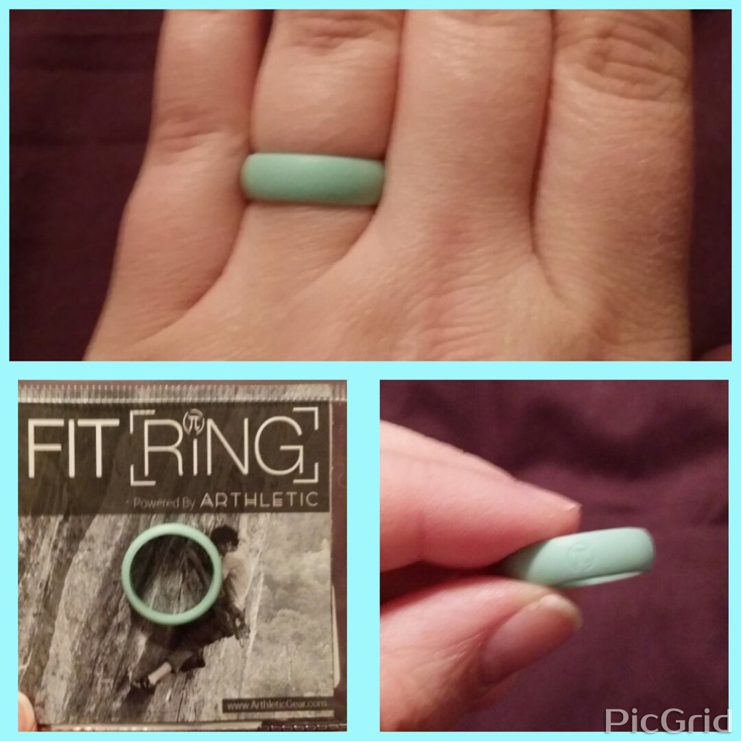 LulaFivebyFive's tweet image. This is by far my favorite silicone ring. The mint color is so cute! #committedto never taking this ring off.