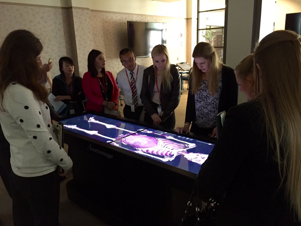 WesternU_DMD's tweet photo. We loved showing a group of predental students from @sacstate the #westernuway today! #predental #pomona #california https://t.co/6YwhiXL5w7