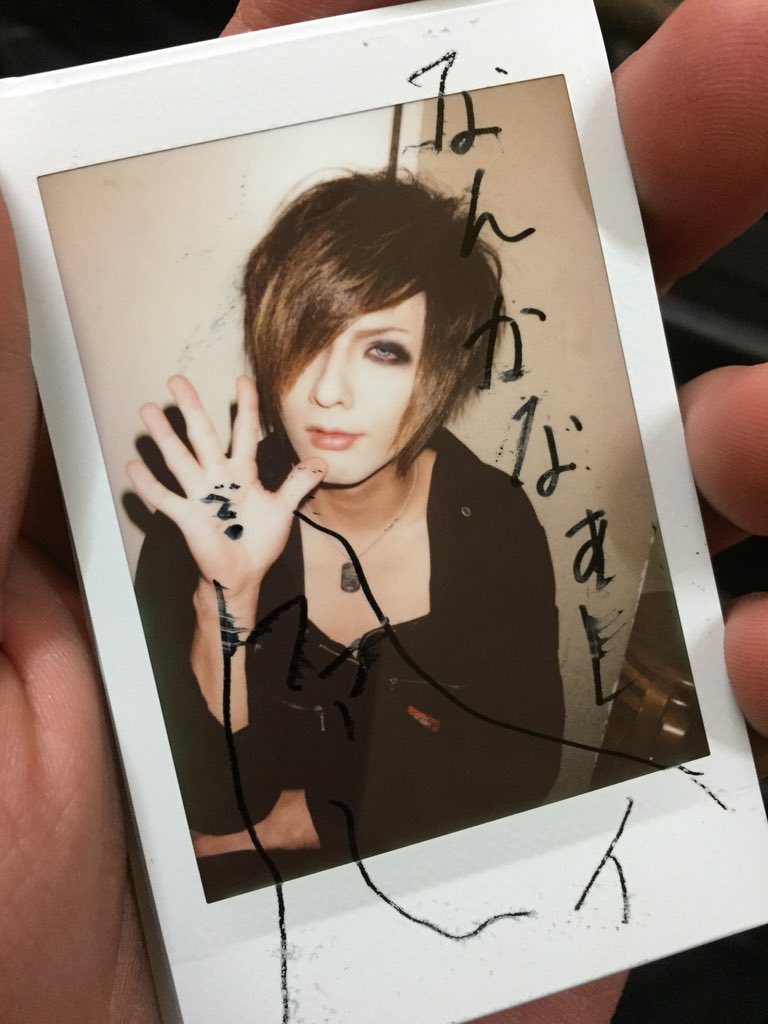 did_sho's tweet photo. むむむ＼(´｀)／スタッフこら水性のペン渡すなーーーなーーーなーーー

今晩もグリグリやっちゃうぞうーー https://t.co/8eL6pbhHQ0
