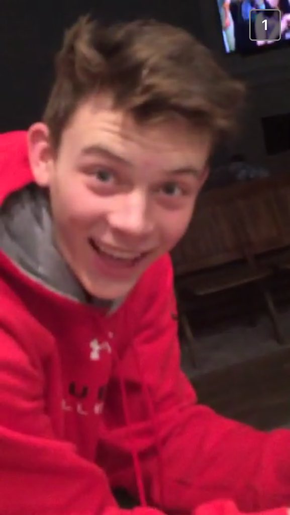 screenshotsbhs's tweet photo. @great_dane_24 https://t.co/uyB5pSIFAV