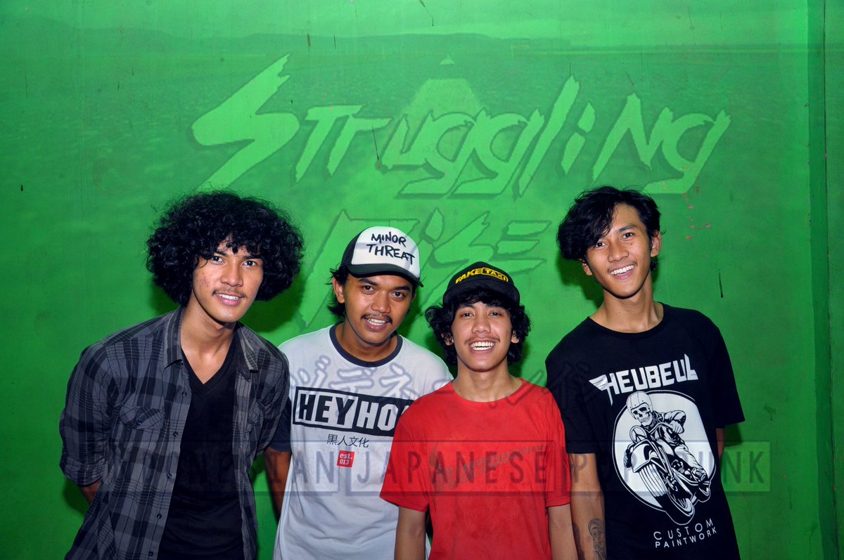 STRUGGLING RISE tweet media