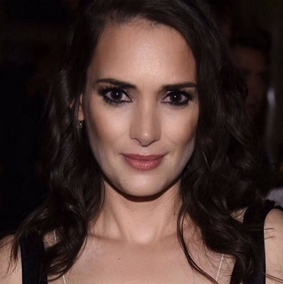 InfluensterCB's tweet photo. RT @marcbeauty: The epitome of ethereal beauty, #WinonaRyder. ✨ Gorgeous look for the #VelvetNoir dinner... https://t.co/4X7H0dxlVr