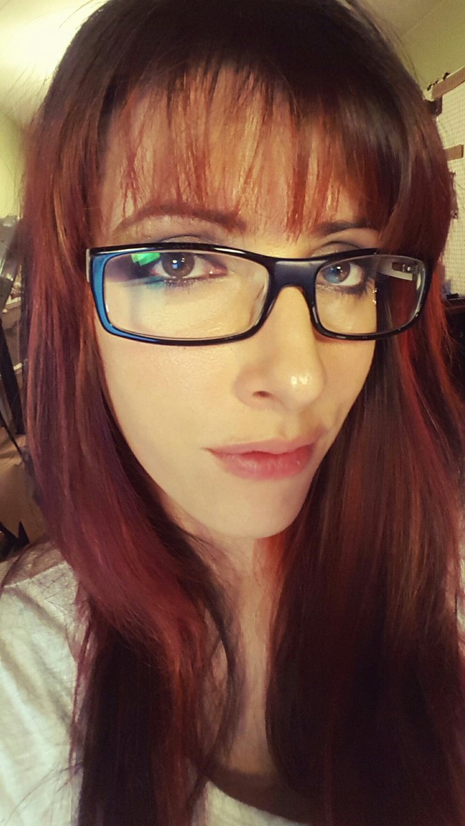 SoulBoundLeathr's tweet image. It's that time of the night again. Twitch.tv/suchikuchi @collectiongamin @TwitchTVOnline @TwitchOnline @Just_Kags