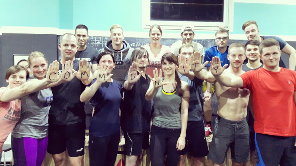 CF_FirstClass's tweet photo. #iwodfor #community #Reebok @ReebokDE @Reebok #bemorehuman #crossfit #fitnessmotivation https://t.co/TGiAQAmjr4