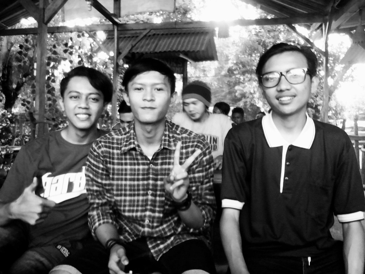 With " Vman gingga burger " :G