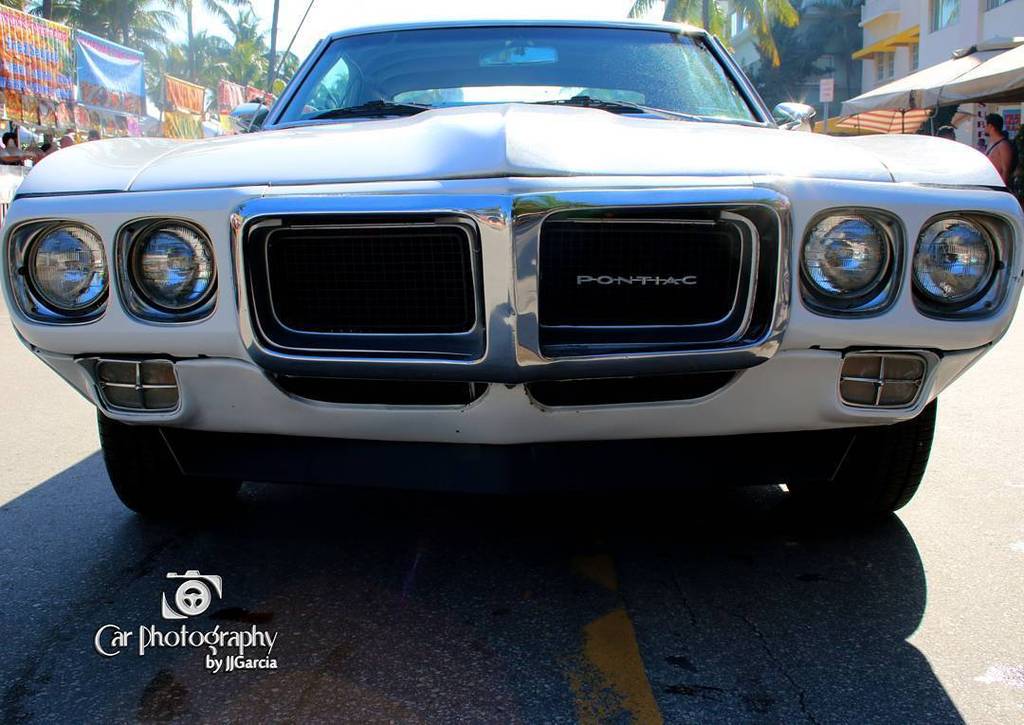 cpbyjjgarcia's tweet photo. #fef with this '69 Pontiac Firebird at #artdecocarshow in Miami Beach FL #carphotographybyjjgarcia #69firebird #69p… https://t.co/ftseubxSz7