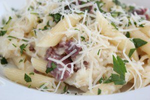 Penne met knolselderijsaus qeller.com/nl/2016/01/22/…