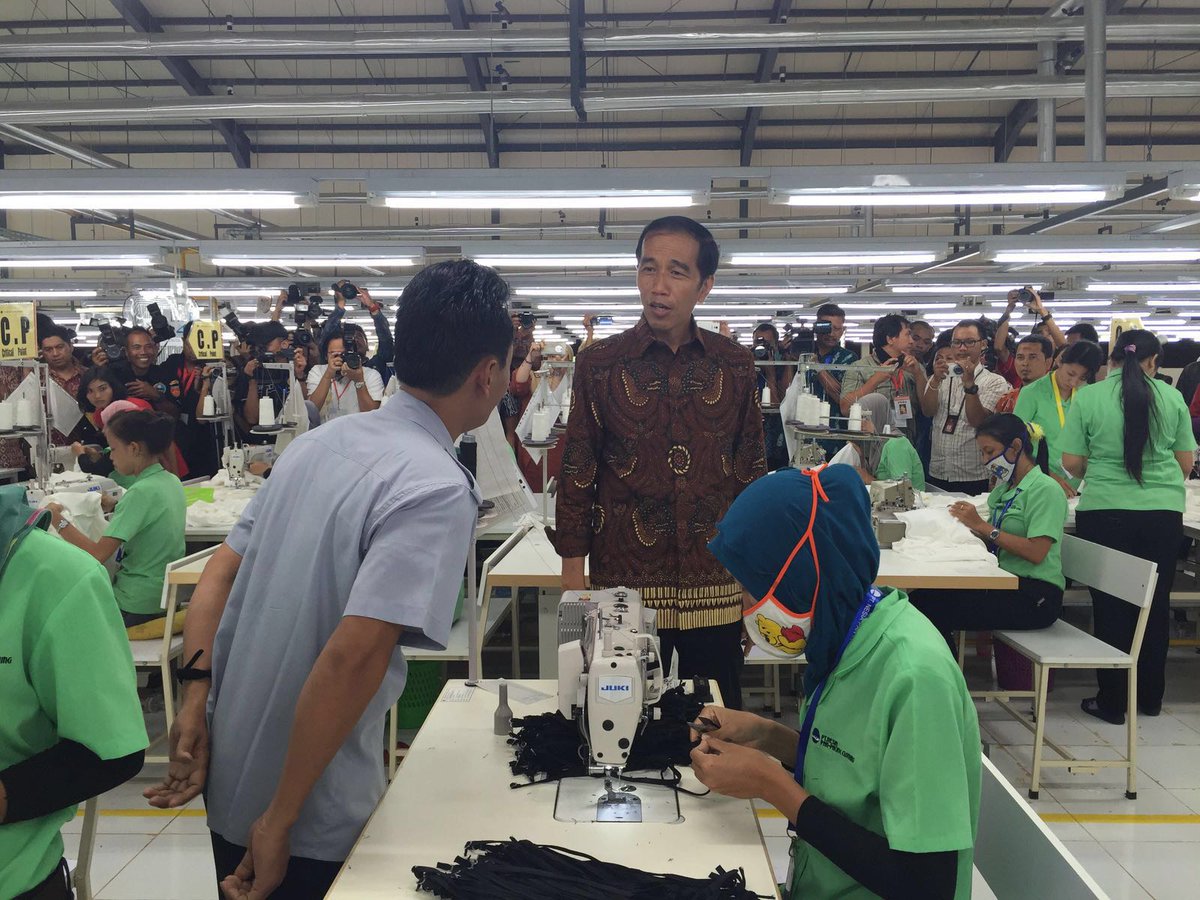 Industri adalah masa depan ekonomi kita. Kita harus memiliki daya saing tinggi supaya bisa berkompetisi -Jkw